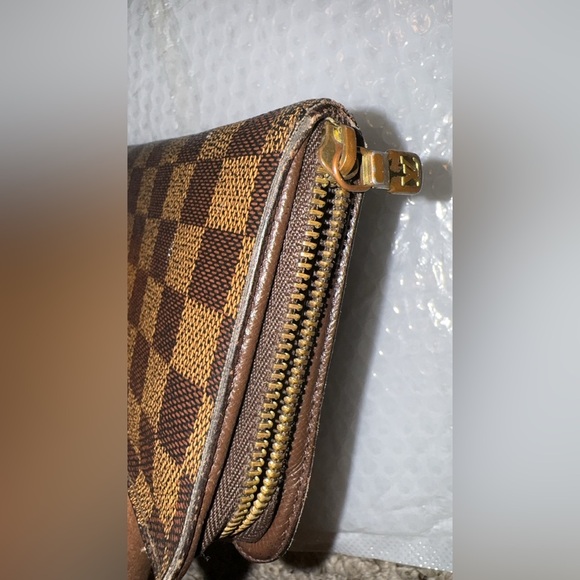 Authentic Louis Vuitton Wallet - Picture 3 of 5
